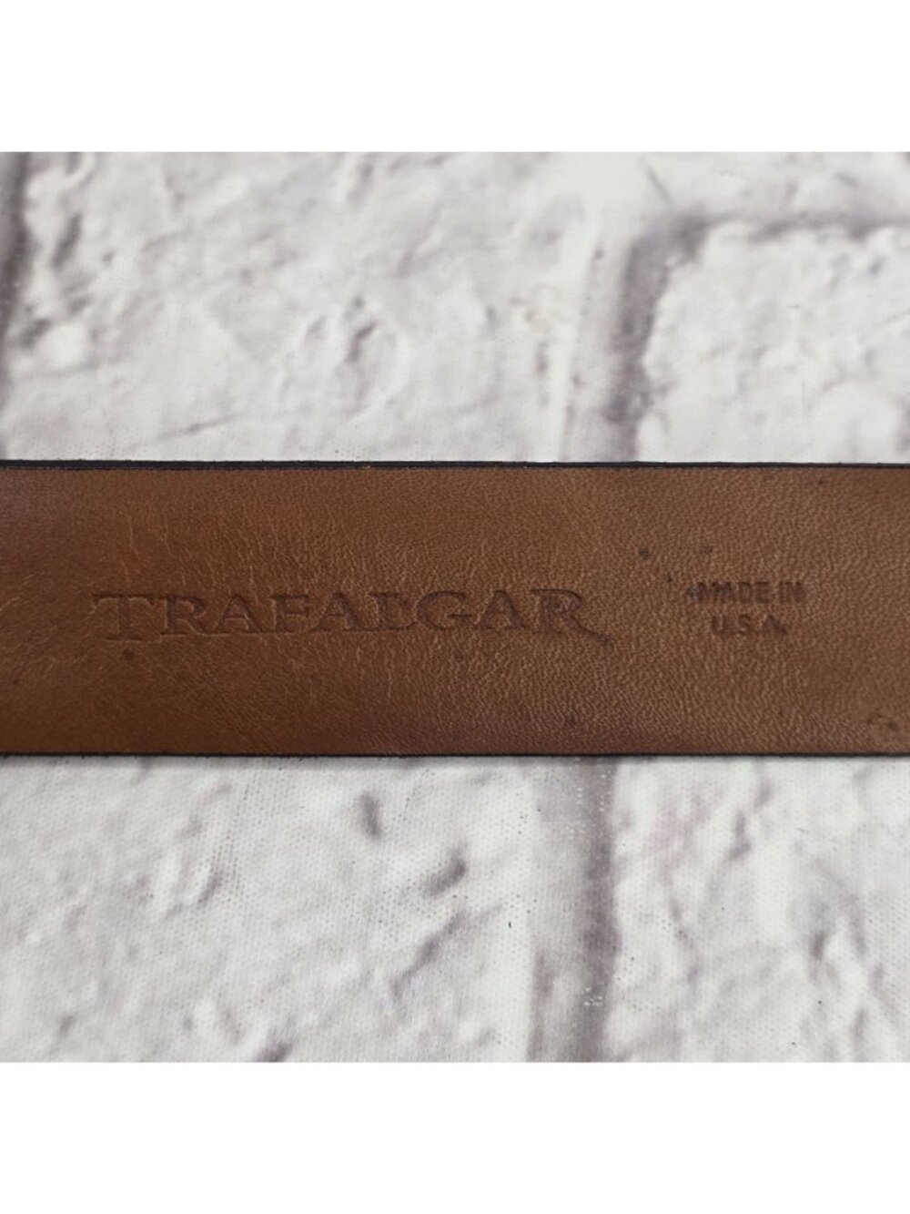 Trafalgar Leather Belt Men Size 32 Brown Gold Buckle Ribbed Texture Made In USA - Picture 2 of 10